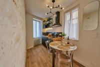 Appartement standing à 7min de Fontainebleau centre, 3min de Moret-sur-Loing et 45min de Paris (1min à pied de la gare) - B&B Veneux-Les Sablons