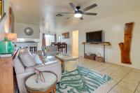 San Antonio Townhome 3 Mi to Lackland AFB! - B&B