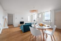 Charmand duplex avec vue sur la cité & les toits - B&B