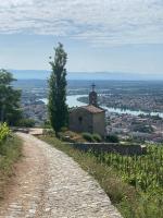 JOLI GÎTE ARDÈCHOIS - B&B Plats