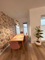 B&B Bunzlau - BoleslaviaApartments - Apartament Merci 1, parking free - Bed and Breakfast Bunzlau