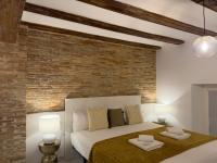 Central Market - Ciutat Vella, exclusively for families - Mid-term - Bed and Breakfast