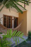 em frente à PRAIA de Taperapuan; piscina; 1 quarto; WiFi 300 mbs; Estacionamento Gratuito 1 veículo - Chambres d'hôtes Porto Seguro