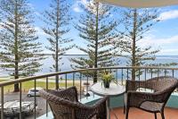 B&B Caloundra - Eastbourne U6 80 Esplanade Golden Beach - Bed and Breakfast Caloundra