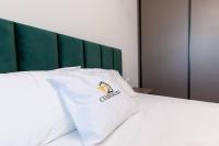 Elegant 2 BR Retreat - Bed and Breakfast Boekarest