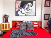 Family-Friendly Condo with Pool, Gym, Daycare! - B&B Bacolod City