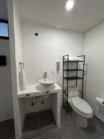 Habitación con cama grande 