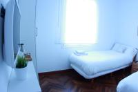 Chambre Lits Jumeaux avec Salle de Bains Commune