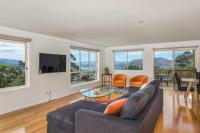 Mayhill Views space and style - B&B