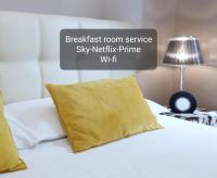 La Dolce Vita Luxury Apartment-Via Solari - B&B Milán