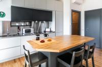 Cozy flat 2 bedrooms 2 bathrooms with balcony - B&B Roma