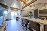 B&B Colmar - LOFT neuf avec bain jacuzzi et terrasse - Bed and Breakfast Colmar