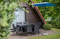 Ferienwohnpark Immenstaad am Bodensee Nurdachhaus Typ 8 NDT 085 - Chambres d’hôtes Immenstaad am Bodensee
