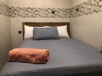 Tweepersoonskamer met Gedeelde Badkamer