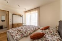 Apartment mit Balkon