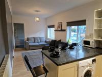 (R0)2 Bedroom Flat in Zone 2 Lnd - B&B London