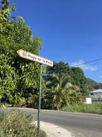 A deux pas de la plage, La Perle! Vue panoramique - B&B Deshaies