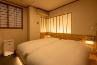 Kamer met Tatamihoek en een Eigen Badkamer