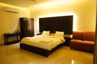 B&B Vishakhapatnam - The Q Hotel - Bed and Breakfast Vishakhapatnam