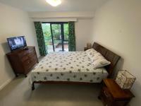 2 Bedroom Ground floor apartment with Garden view(Free WIFI)