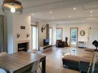 Maison avec vue sur la mer et piscine - Chambres d’hôtes Talasani