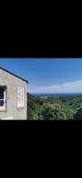 Maison avec vue sur la mer et piscine - Bed and Breakfast