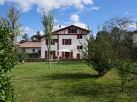 Maison Bernatenia - Ferienwohnung Uhart-Cize