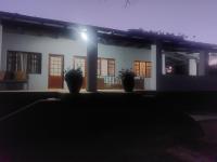 Thandile Country Lodge - Chambres d’hôtes Bela-Bela