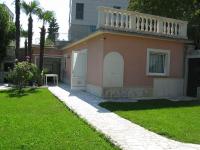 Villa - Beach Front