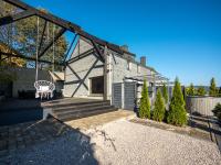 Słoneczny Chełm - Apartamenty w górach, Prywatna sauna jacuzzi balia w cenie, Spa, Grill, Stok narciarski Myślenice, Ścieżki rowerowe, Rzeka Raba, Widok na Tatry - B&B Myślenice