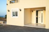 Family big apartment next to the Sea 2-5 people - Chambres d'hôtes Atsipópoulo