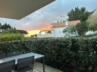 LA BAULE : STUDIO MER EN REZ DE JARDIN - B&B La Baule-Escoublac