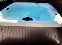 B&B Carrollton - Hot Tub, 4BR w/pool table, Pingpong, Air Hockey - Bed and Breakfast Carrollton