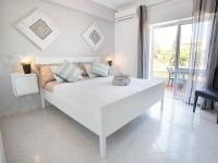 Comfort Kamer met Queensize Bed