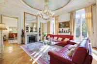 Champs Élysées : Appartement 200 m2 avec balcon - B&B