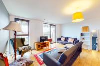 B&B London - Appealing 2 Bedroom apartment in Bethnal Green - Bed and Breakfast London