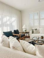 Exhale on Maroomba - Terrigal, 250m to beach - B&B