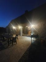 de la salle gite 8 personnes à la campagne avec jacuzzi 4 chambres 3 WC - Ferienwohnung Rivarennes