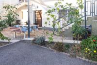 Déli Terasz B Apartman Free parking, self-check-in anytime - B&B Győr