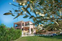 Villa Eleftheria, Lakithra - Spacious luxury villa with pool and stunning views - B&B Lakíthra