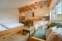 Dom pri jazere, Bešeňová - B&B Bešeňová