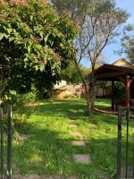Majos Lodge - B&B Majosháza