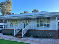 B&B Heathcote - White on Wright - Bed and Breakfast Heathcote