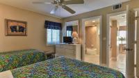 Destin Towers 111 - Beach Front 2 Bedroom Condo in Destin - B&B Destin
