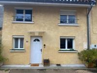 Petite maison de village - B&B Saint-Maurice-de-Rémens