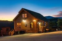 Epic Mountain Views, Hot Tub, Game Room, Sleeps 10 - Ferienwohnung Sevierville