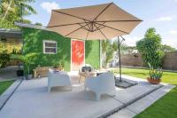 Cozy House, sleeps 4, close to beach, airport - B&B Fort Lauderdale