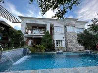 LEKKI SECRET MANSION 'n' SWIMMING POOl - B&B Ajah