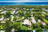 Bangalleys - beachside retreat with large pool - B&B Suffolk Park