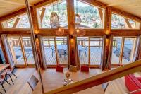Apt Le Rocher - close to town with Hot tub for 8ppl+2kids - Chambres d’hôtes